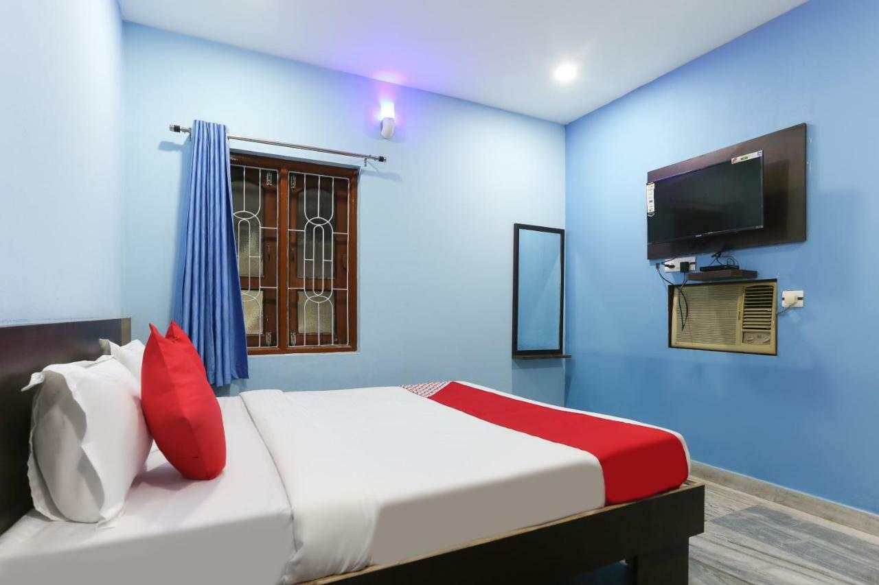 Vaccinated Staff- Oyo 45958 New Castle Inn Μπουμπάνεσβαρ Εξωτερικό φωτογραφία